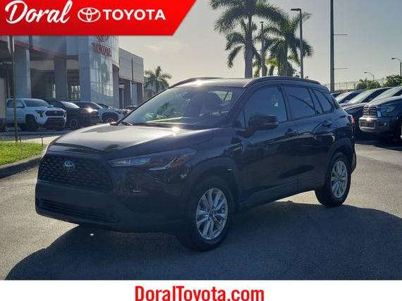 TOYOTA COROLLA CROSS 2022 7MUCAAAG7NV022311 image